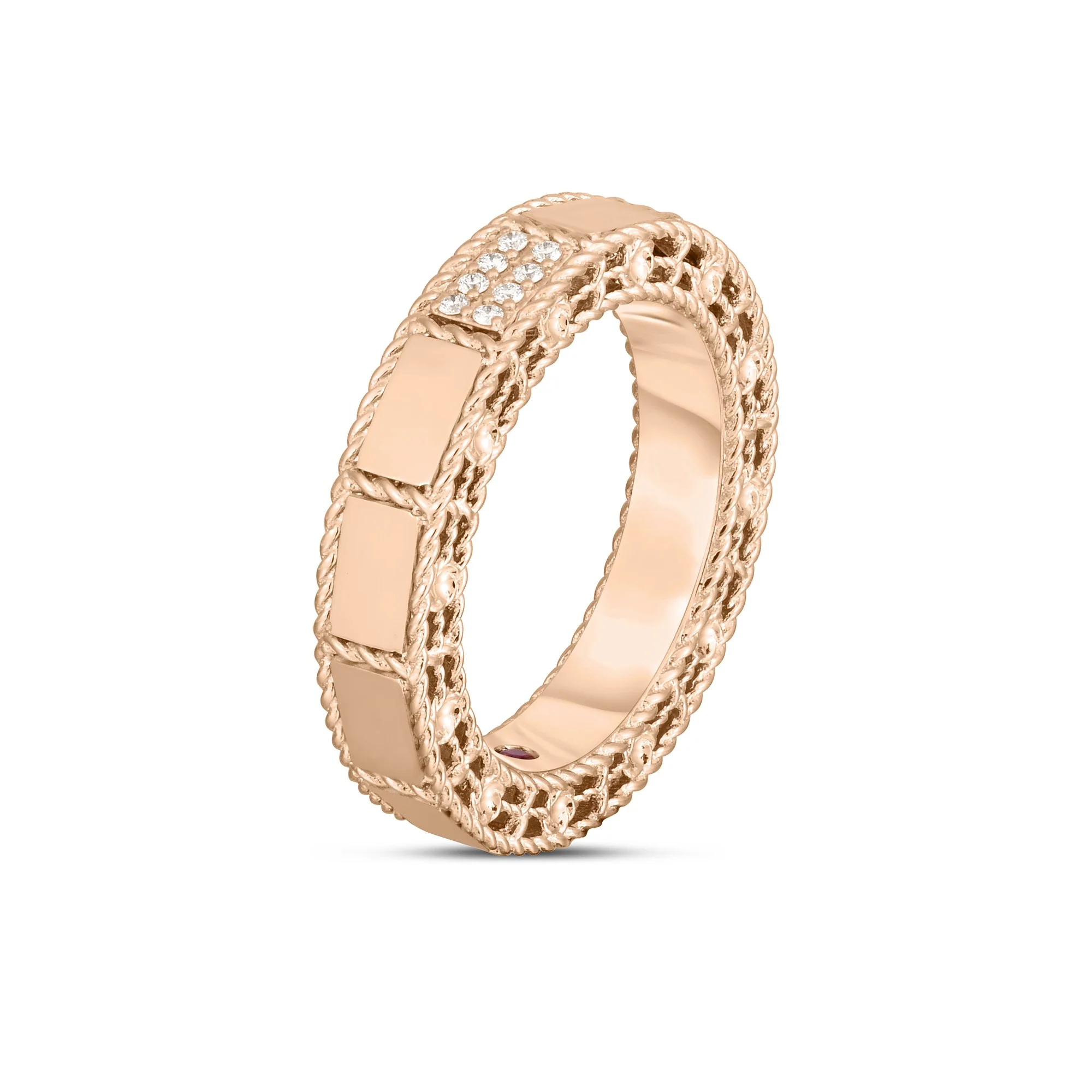 ART DECO RING WITH DIAMONDS