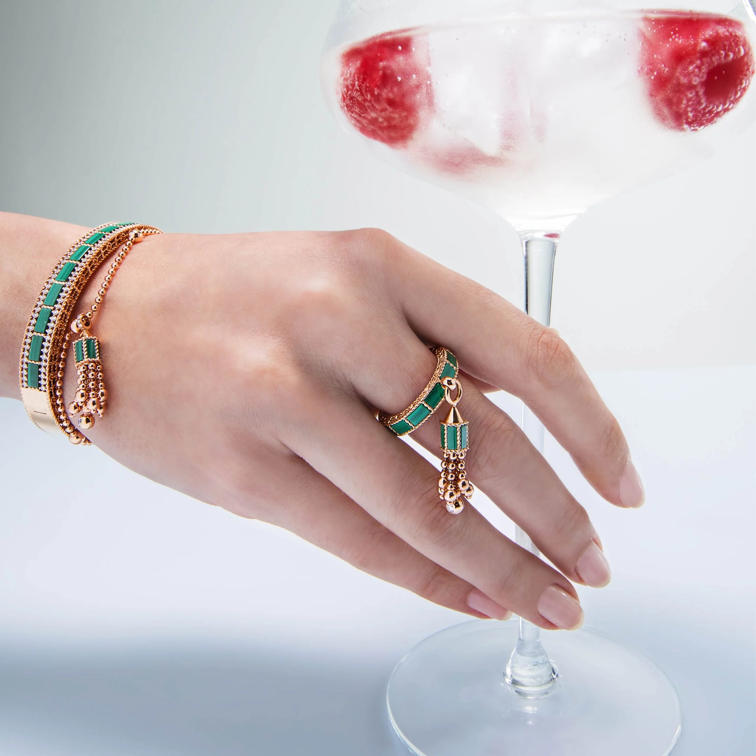 ART DECO RING WITH MALACHITE AND DIAMONDS - Image 3