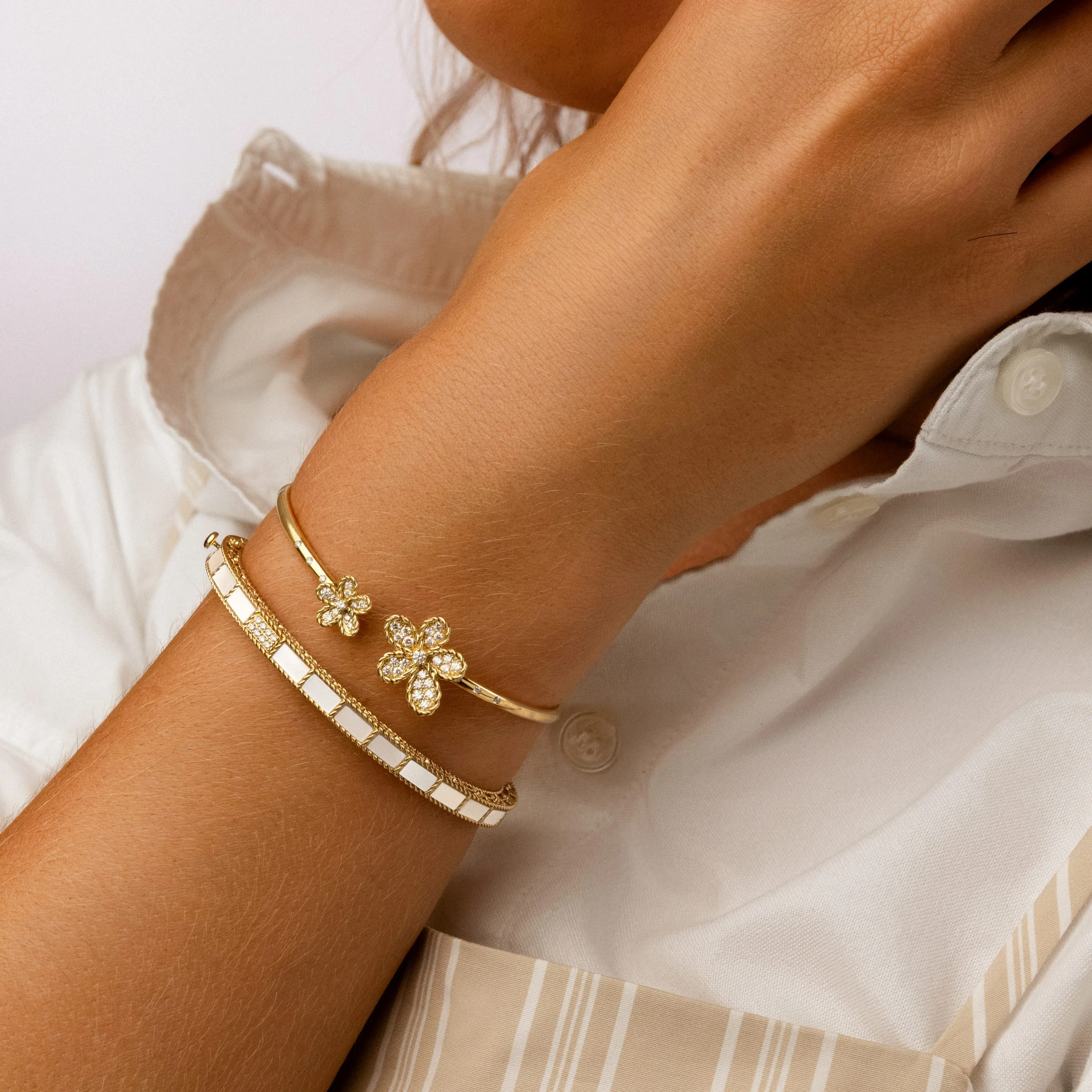 JASMINE BANGLE WITH DIAMONDS - Image 4
