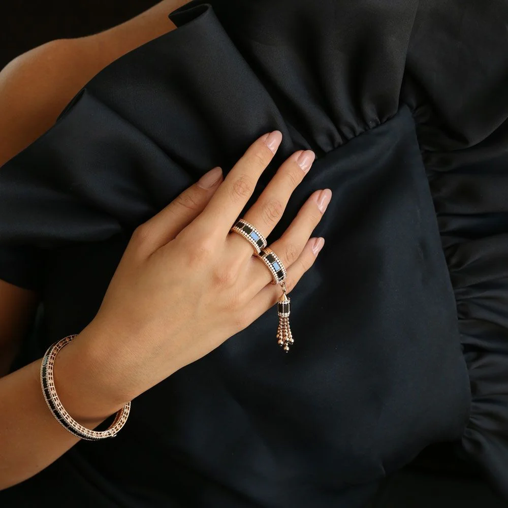 ART DECO RING WITH BLACK JADE AND DIAMONDS - Image 2