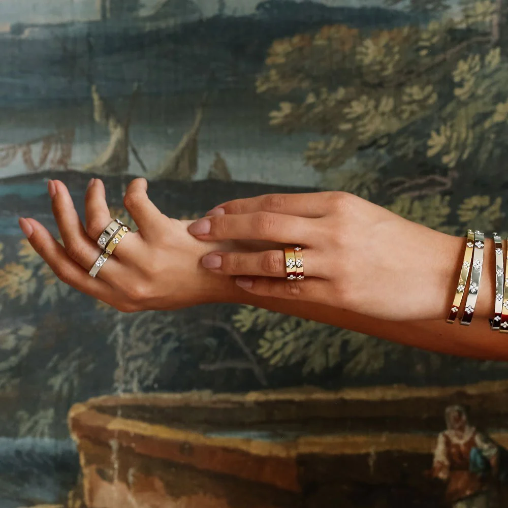 LOVE IN VERONA RING WITH DIAMONDS - Image 5