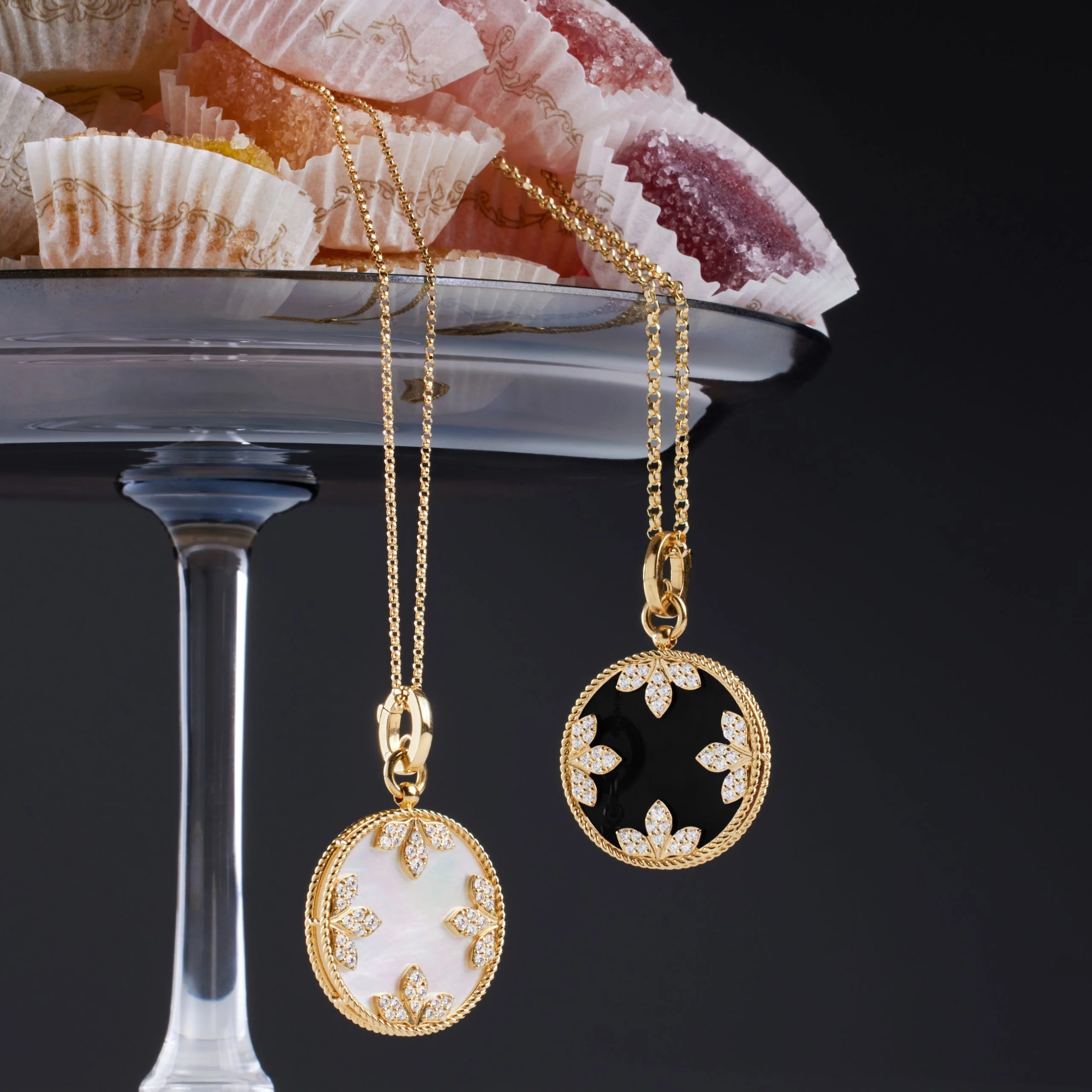 VENETIAN MEDALLIONS COLLAR WITH DIAMONDS AND BLACK JADE - Image 3