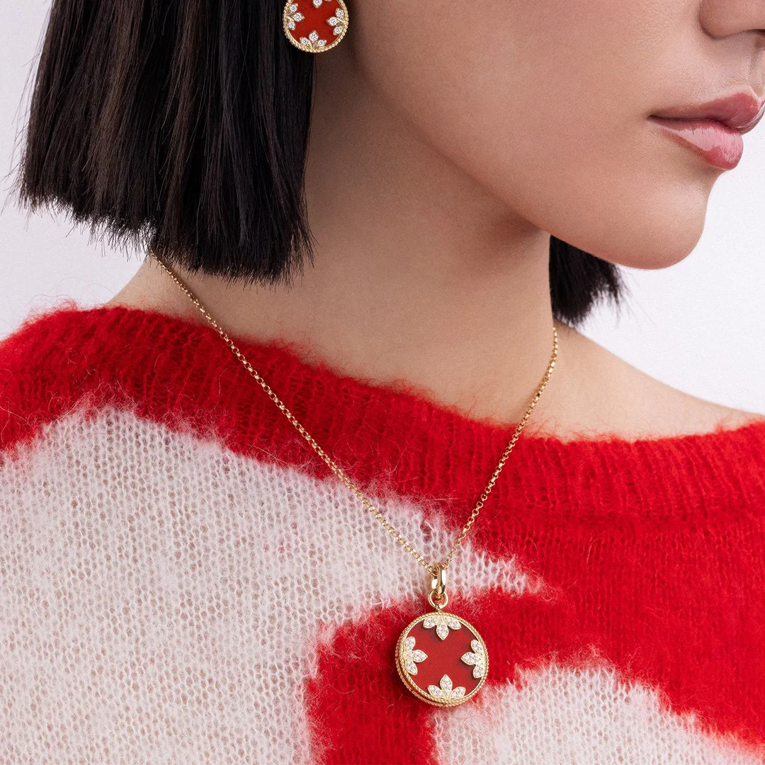 VENETIAN MEDALLIONS COLLAR WITH DIAMONDS AND RED AGATA - Image 4