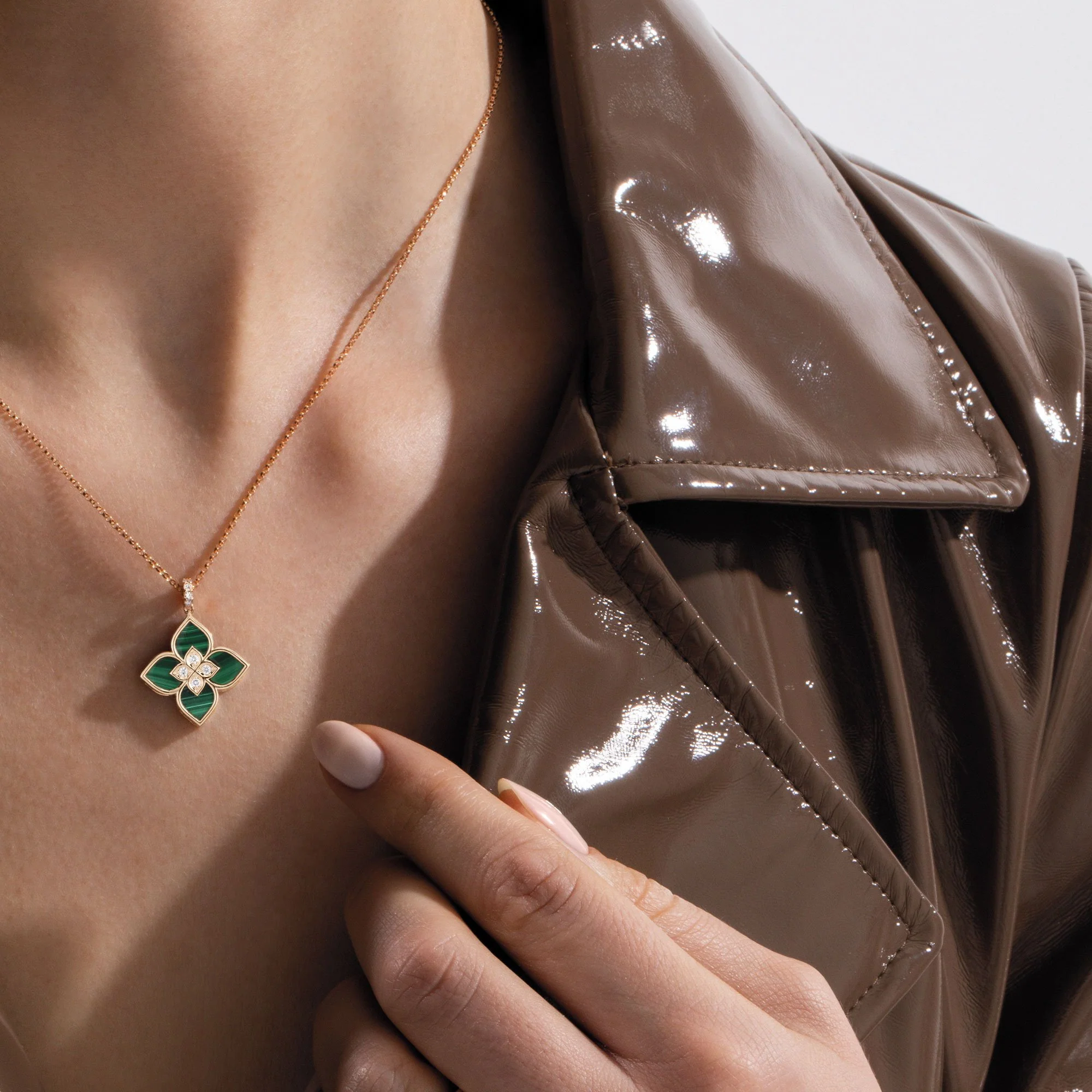 VENETIAN PRINCESS PENDANT WITH DIAMONDS AND MALACHITE - Image 2